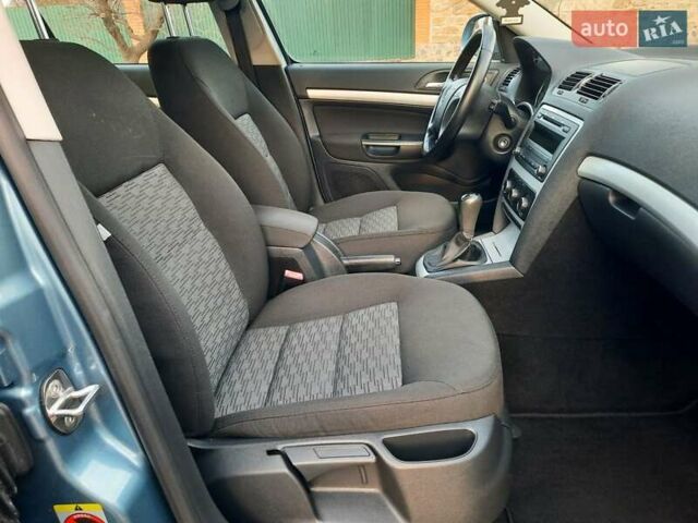 Синий Шкода Октавия, объемом двигателя 1.6 л и пробегом 176 тыс. км за 8350 $, фото 81 на Automoto.ua