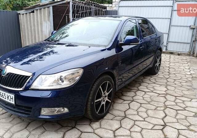 Синий Шкода Октавия, объемом двигателя 1.4 л и пробегом 223 тыс. км за 7199 $, фото 2 на Automoto.ua