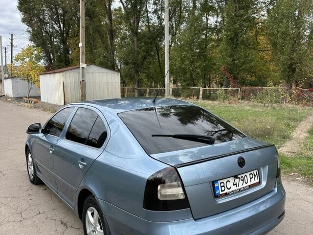 Шкода Октавія 2009 у Кривому Розі на Automoto.ua Синій Шкода Октавія, об'ємом двигуна 1.6 л та пробігом 235 тис. км за 6700 $, фото 4 на Automoto.ua