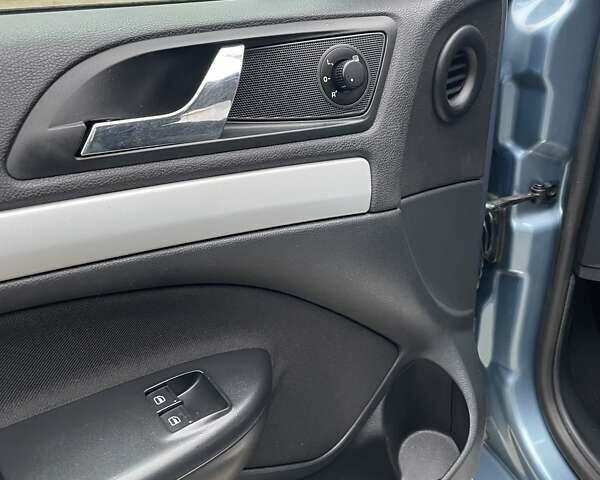 Синий Шкода Октавия, объемом двигателя 1.6 л и пробегом 85 тыс. км за 8999 $, фото 99 на Automoto.ua