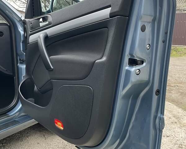 Синий Шкода Октавия, объемом двигателя 1.6 л и пробегом 85 тыс. км за 8999 $, фото 103 на Automoto.ua