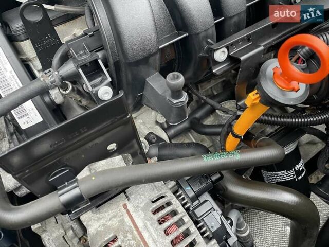 Синий Шкода Октавия, объемом двигателя 1.6 л и пробегом 85 тыс. км за 8999 $, фото 144 на Automoto.ua