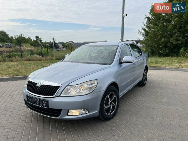 Синий Шкода Октавия, объемом двигателя 1.6 л и пробегом 248 тыс. км за 7999 $, фото 4 на Automoto.ua