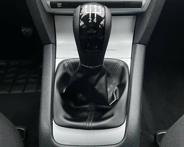 Синий Шкода Октавия, объемом двигателя 1.6 л и пробегом 85 тыс. км за 8999 $, фото 81 на Automoto.ua