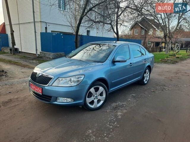 Синий Шкода Октавия, объемом двигателя 1.6 л и пробегом 176 тыс. км за 8350 $, фото 3 на Automoto.ua