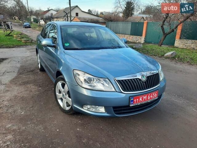 Синий Шкода Октавия, объемом двигателя 1.6 л и пробегом 176 тыс. км за 8350 $, фото 6 на Automoto.ua