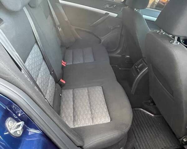 Синий Шкода Октавия, объемом двигателя 1.6 л и пробегом 212 тыс. км за 8500 $, фото 20 на Automoto.ua