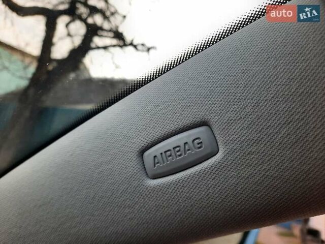 Синий Шкода Октавия, объемом двигателя 1.6 л и пробегом 176 тыс. км за 8350 $, фото 90 на Automoto.ua