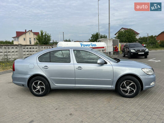 Синий Шкода Октавия, объемом двигателя 1.6 л и пробегом 248 тыс. км за 7999 $, фото 10 на Automoto.ua