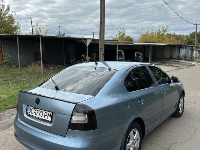 Шкода Октавія 2009 у Кривому Розі на Automoto.ua Синій Шкода Октавія, об'ємом двигуна 1.6 л та пробігом 235 тис. км за 6700 $, фото 3 на Automoto.ua