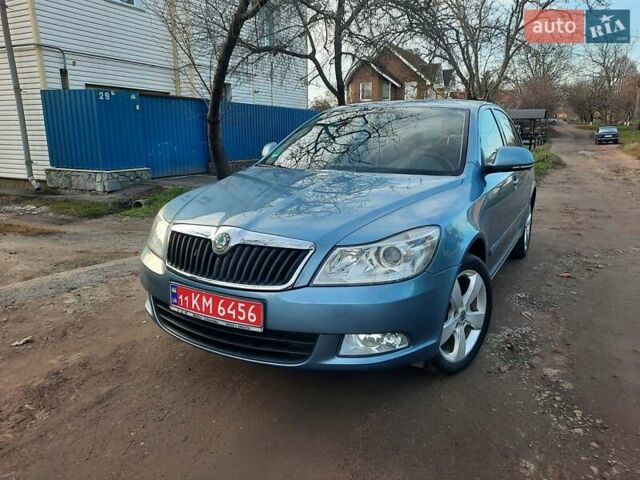 Синий Шкода Октавия, объемом двигателя 1.6 л и пробегом 176 тыс. км за 8350 $, фото 2 на Automoto.ua