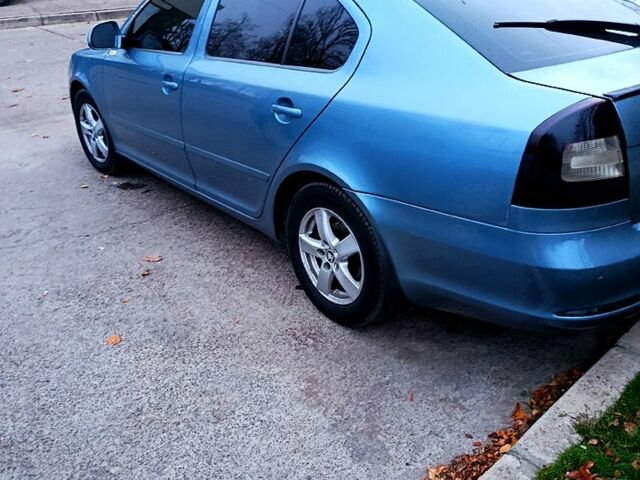 Синій Шкода Октавія, об'ємом двигуна 1.6 л та пробігом 235 тис. км за 6950 $, фото 6 на Automoto.ua