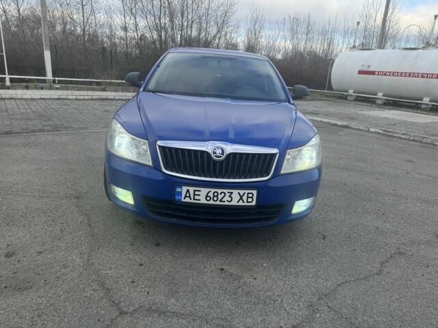 Синій Шкода Октавія, об'ємом двигуна 1.6 л та пробігом 264 тис. км за 6500 $, фото 1 на Automoto.ua