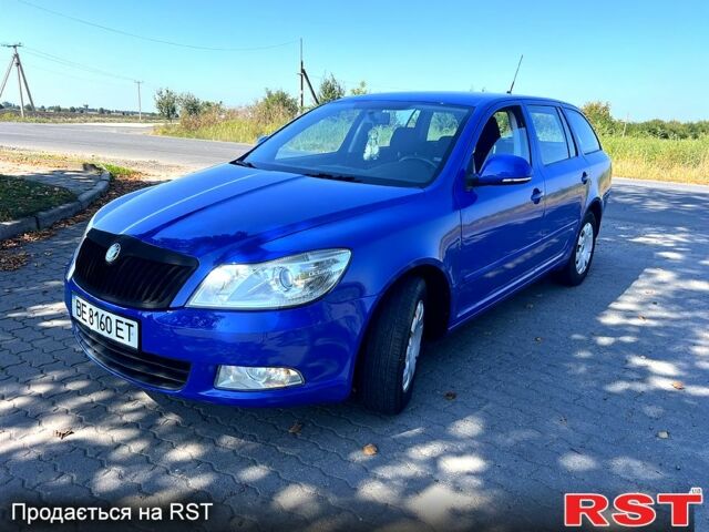 Синий Шкода Октавия, объемом двигателя 1.6 л и пробегом 264 тыс. км за 7500 $, фото 5 на Automoto.ua