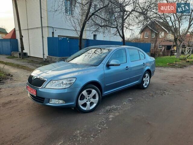 Синий Шкода Октавия, объемом двигателя 1.6 л и пробегом 176 тыс. км за 8350 $, фото 4 на Automoto.ua