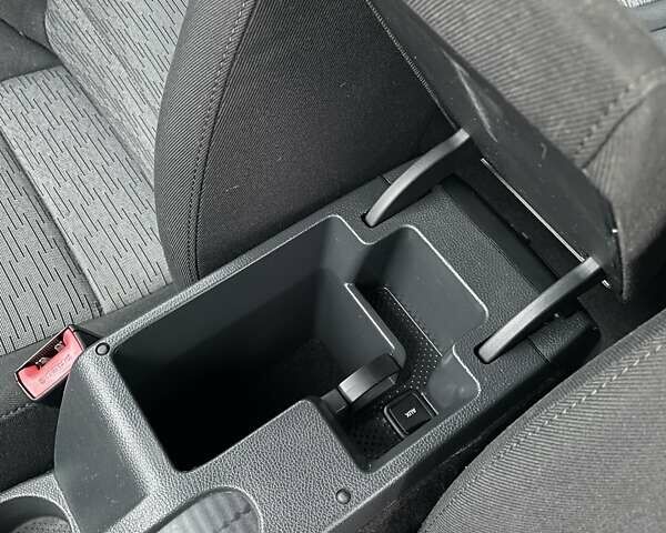 Синий Шкода Октавия, объемом двигателя 1.6 л и пробегом 85 тыс. км за 8999 $, фото 96 на Automoto.ua