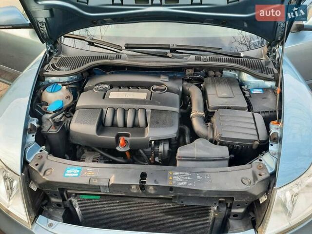 Синий Шкода Октавия, объемом двигателя 1.6 л и пробегом 176 тыс. км за 8350 $, фото 100 на Automoto.ua