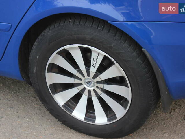 Синий Шкода Октавия, объемом двигателя 1.6 л и пробегом 264 тыс. км за 6800 $, фото 6 на Automoto.ua