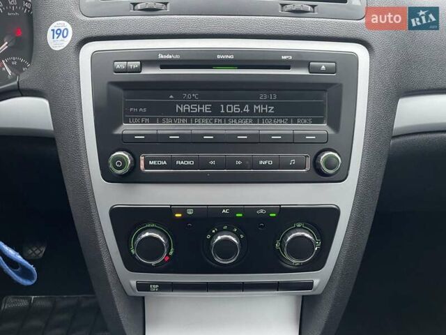 Синий Шкода Октавия, объемом двигателя 1.6 л и пробегом 85 тыс. км за 8999 $, фото 80 на Automoto.ua