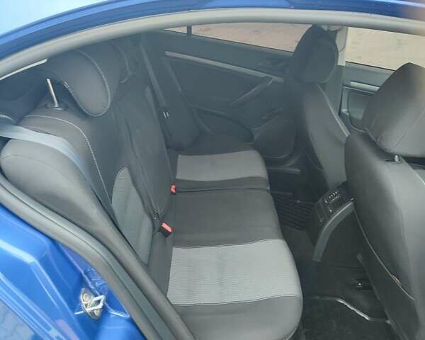 Синій Шкода Октавія, об'ємом двигуна 1.6 л та пробігом 182 тис. км за 7700 $, фото 6 на Automoto.ua