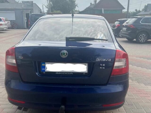 Синій Шкода Октавія, об'ємом двигуна 2 л та пробігом 242 тис. км за 7950 $, фото 1 на Automoto.ua