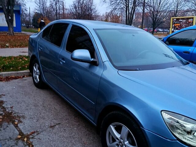 Синій Шкода Октавія, об'ємом двигуна 1.6 л та пробігом 235 тис. км за 6950 $, фото 7 на Automoto.ua