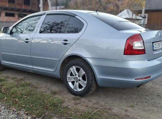 Синій Шкода Октавія, об'ємом двигуна 1.6 л та пробігом 206 тис. км за 8300 $, фото 4 на Automoto.ua