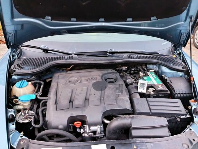 Синій Шкода Октавія, об'ємом двигуна 1.6 л та пробігом 235 тис. км за 6950 $, фото 8 на Automoto.ua