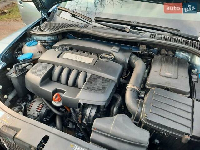 Синий Шкода Октавия, объемом двигателя 1.6 л и пробегом 176 тыс. км за 8350 $, фото 104 на Automoto.ua