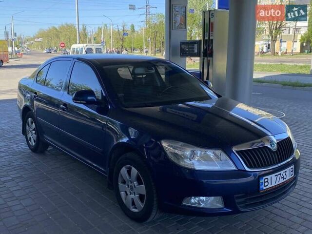 Синий Шкода Октавия, объемом двигателя 1.6 л и пробегом 242 тыс. км за 8400 $, фото 6 на Automoto.ua