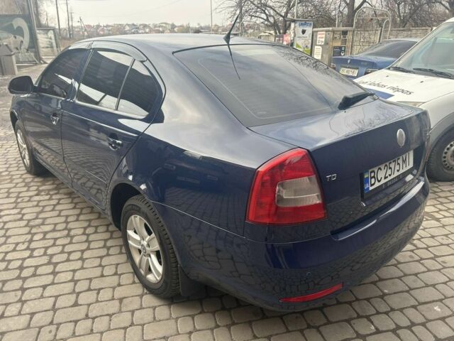 Синій Шкода Октавія, об'ємом двигуна 1.6 л та пробігом 318 тис. км за 6500 $, фото 4 на Automoto.ua
