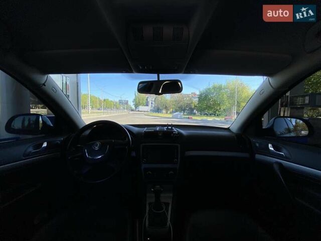 Синій Шкода Октавія, об'ємом двигуна 1.6 л та пробігом 242 тис. км за 8400 $, фото 27 на Automoto.ua