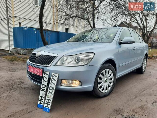 Синий Шкода Октавия, объемом двигателя 1.6 л и пробегом 226 тыс. км за 7990 $, фото 3 на Automoto.ua