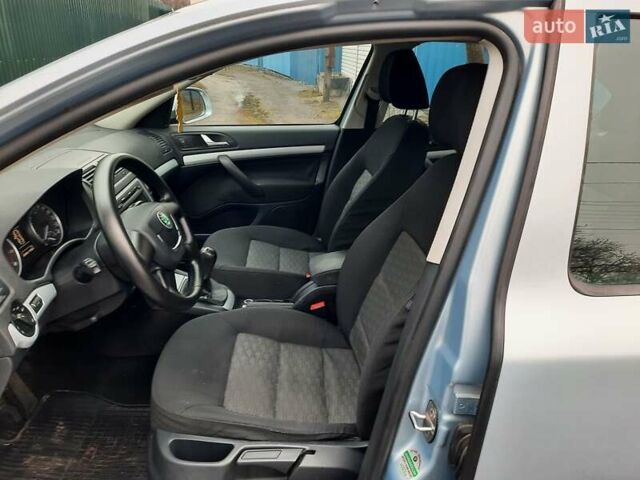 Синий Шкода Октавия, объемом двигателя 1.6 л и пробегом 226 тыс. км за 7990 $, фото 44 на Automoto.ua