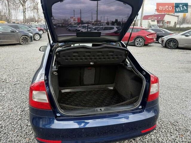 Синій Шкода Октавія, об'ємом двигуна 1.6 л та пробігом 249 тис. км за 7600 $, фото 5 на Automoto.ua