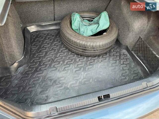 Синий Шкода Октавия, объемом двигателя 1.6 л и пробегом 170 тыс. км за 6900 $, фото 10 на Automoto.ua