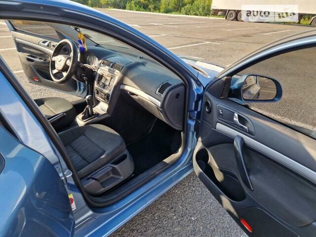 Синій Шкода Октавія, об'ємом двигуна 1.6 л та пробігом 319 тис. км за 7900 $, фото 7 на Automoto.ua