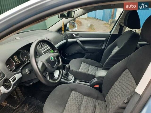 Синий Шкода Октавия, объемом двигателя 1.6 л и пробегом 226 тыс. км за 7990 $, фото 13 на Automoto.ua