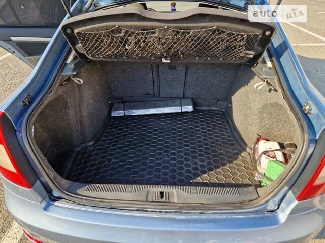 Синій Шкода Октавія, об'ємом двигуна 1.6 л та пробігом 319 тис. км за 7900 $, фото 12 на Automoto.ua
