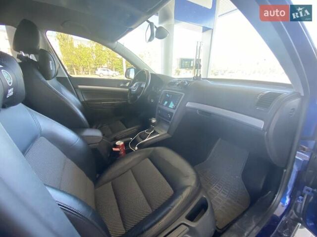 Синій Шкода Октавія, об'ємом двигуна 1.6 л та пробігом 242 тис. км за 8400 $, фото 22 на Automoto.ua