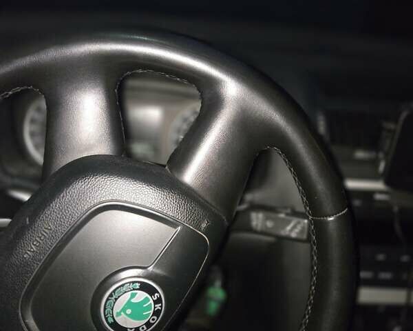 Синий Шкода Октавия, объемом двигателя 1.9 л и пробегом 245 тыс. км за 7100 $, фото 12 на Automoto.ua