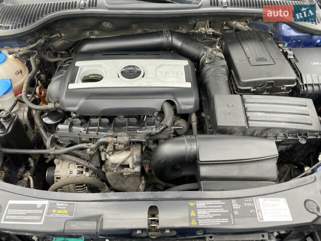 Синий Шкода Октавия, объемом двигателя 1.8 л и пробегом 85 тыс. км за 8900 $, фото 11 на Automoto.ua