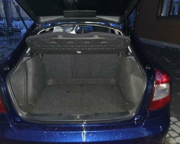 Синий Шкода Октавия, объемом двигателя 1.9 л и пробегом 245 тыс. км за 7100 $, фото 6 на Automoto.ua