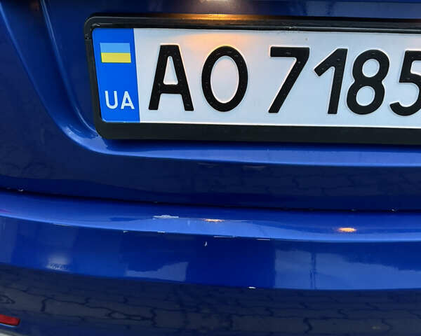 Шкода Октавія 2010 у Ужгороді на Automoto.ua Синій Шкода Октавія, об'ємом двигуна 1.6 л та пробігом 334 тис. км за 7500 $, фото 5 на Automoto.ua