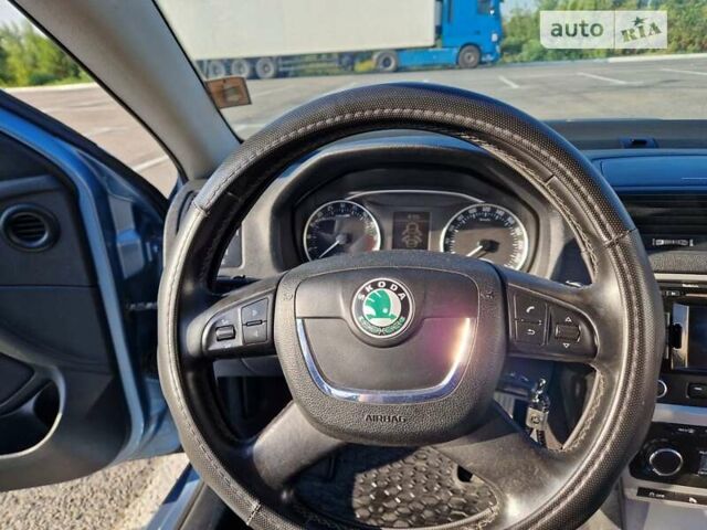 Синій Шкода Октавія, об'ємом двигуна 1.6 л та пробігом 319 тис. км за 7900 $, фото 9 на Automoto.ua