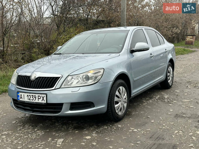 Синій Шкода Октавія, об'ємом двигуна 1.6 л та пробігом 254 тис. км за 7200 $, фото 6 на Automoto.ua