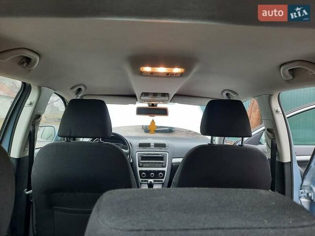 Синий Шкода Октавия, объемом двигателя 1.6 л и пробегом 226 тыс. км за 7990 $, фото 99 на Automoto.ua