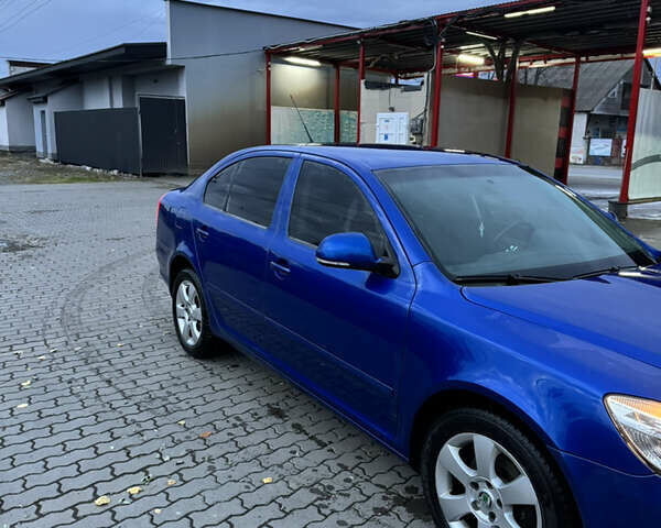 Шкода Октавія 2010 у Ужгороді на Automoto.ua Синій Шкода Октавія, об'ємом двигуна 1.6 л та пробігом 334 тис. км за 7500 $, фото 1 на Automoto.ua