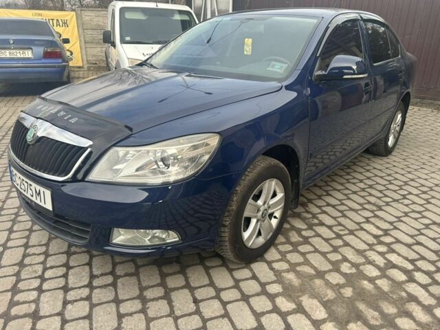 Синій Шкода Октавія, об'ємом двигуна 1.6 л та пробігом 318 тис. км за 6500 $, фото 1 на Automoto.ua