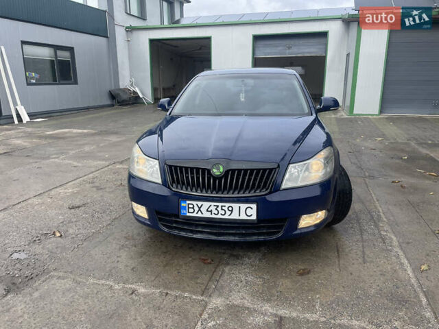 Синий Шкода Октавия, объемом двигателя 1.4 л и пробегом 311 тыс. км за 5550 $, фото 2 на Automoto.ua